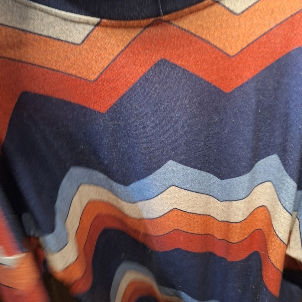 Chevron Sweatshirt Sweater Multicolor Turtleneck Size 1X - Picture 4 of 4